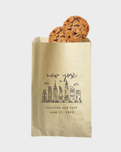 Laser printed New York skyline with personalized name and/or message. These durable paper bags make great party packaging, adding a nice touch to your special event. They're perfect for wedding favor bags, thank you favors, candy bags, coffee bags, treat bags and much more!